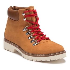 Steve Madden Start Lace-Up Boot